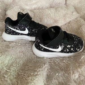 Toddler Nike Tennis Shoes